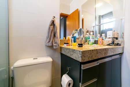 Apartamento à venda com 130m², 3 quartos e 2 vagasBanheiro da Suíte