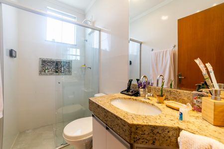 Apartamento à venda com 130m², 3 quartos e 2 vagasBanheiro Social