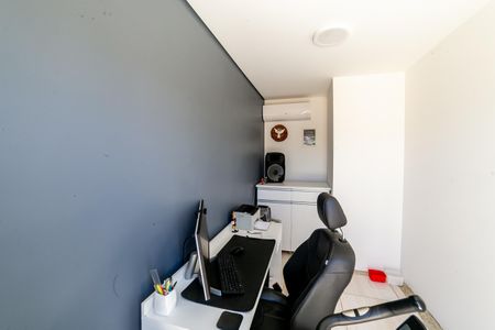 Apartamento à venda com 130m², 3 quartos e 2 vagasEscritório