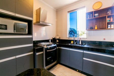 Apartamento à venda com 130m², 3 quartos e 2 vagasCozinha