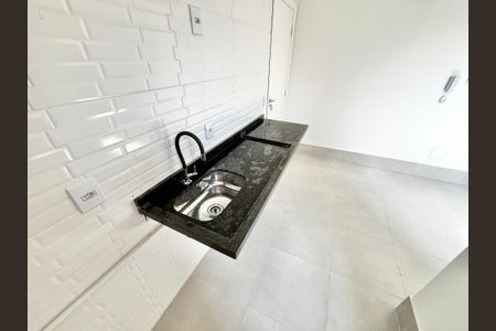 Sala/Cozinha de apartamento à venda com 2 quartos, 44m² em Jardim São Paulo, São Paulo