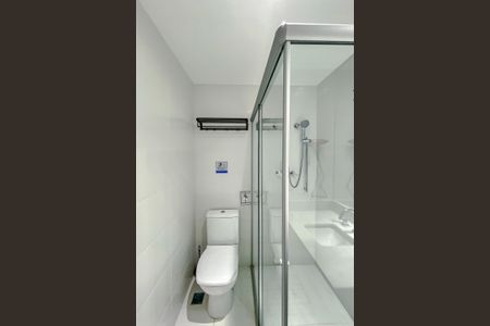 Banheiro de kitnet/studio para alugar com 1 quarto, 20m² em Vila Mariana, São Paulo