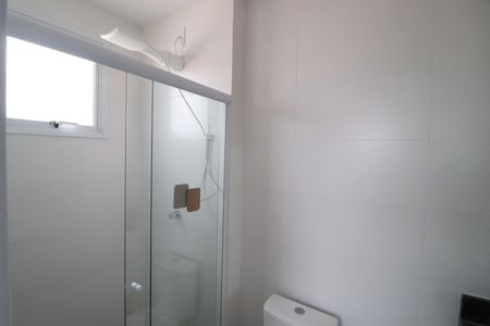 Banheiro do Quarto 1 de apartamento para alugar com 2 quartos, 59m² em Brasil, Uberlândia
