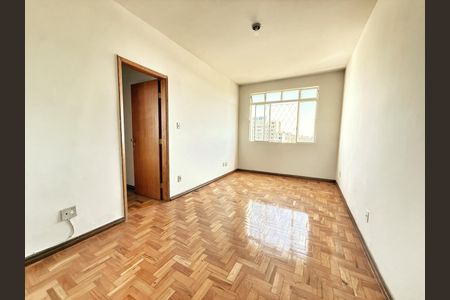 Apartamento à venda com 3 quartos, 90m² em Barro Preto, Belo Horizonte