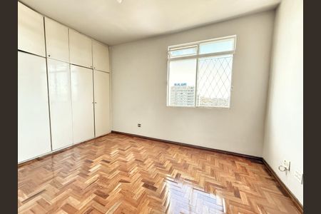 Apartamento à venda com 3 quartos, 90m² em Barro Preto, Belo Horizonte