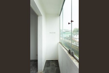 Varanda da Sala  de apartamento para alugar com 2 quartos, 48m² em Vila Carmosina, São Paulo
