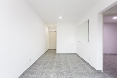 Sala de apartamento para alugar com 2 quartos, 48m² em Vila Carmosina, São Paulo