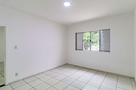 Casa para alugar com 3 quartos, 80m² em Jardim Ester Yolanda, São Paulo
