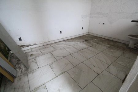 Casa à venda com 1 quarto, 490m² em Taquara, Rio de Janeiro