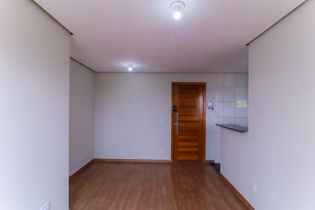 Sala de apartamento para alugar com 2 quartos, 55m² em Piedade, Rio de Janeiro