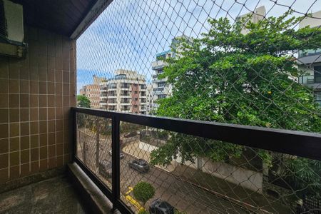 varanda de apartamento para alugar com 3 quartos, 130m² em Jardim Tres Marias, Guarujá