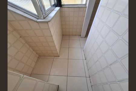 Apartamento para alugar com 70m², 2 quartos e sem vagaÁrea de serviço