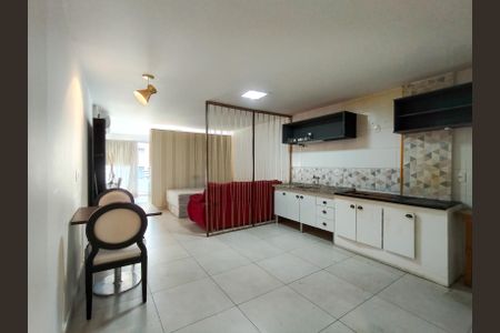 Estúdio de kitnet/studio para alugar com 1 quarto, 35m² em Cidade Nova, Rio de Janeiro