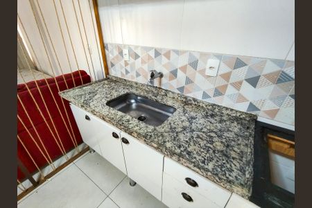 Estúdio de kitnet/studio para alugar com 1 quarto, 35m² em Cidade Nova, Rio de Janeiro