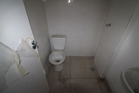 Banheiro de kitnet/studio à venda com 1 quarto, 33m² em Vila Mariza Mazzei, São Paulo