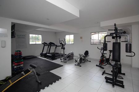 Apartamento para alugar com 50m², 2 quartos e 2 vagas Apartamento para alugar com 50m², 2 quartos e 2 vagasÁrea comum - Academia