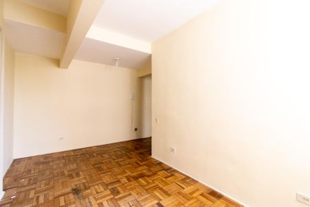 Sala de apartamento à venda com 1 quarto, 48m² em Cambuí, Campinas