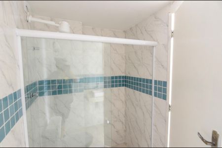 Banheiro de kitnet/studio para alugar com 1 quarto, 35m² em Cidade Nova, Rio de Janeiro