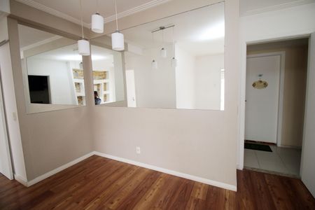 Sala de apartamento à venda com 3 quartos, 71m² em Vicente de Carvalho, Rio de Janeiro