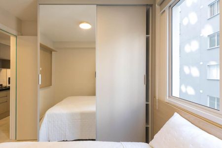 Quarto de apartamento para alugar com 1 quarto, 25m² em República, São Paulo