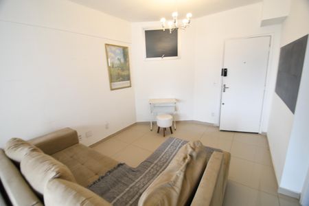 Quarto / Sala de apartamento para alugar com 1 quarto, 42m² em Botafogo, Campinas