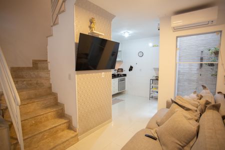 SALA de casa à venda com 2 quartos, 100m² em Jardim do Colegio (zona Norte), São Paulo