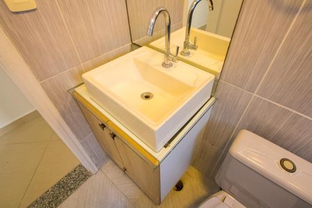 Apartamento à venda com 90m², 3 quartos e 2 vagasBanheiro social