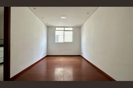 Sala  de apartamento para alugar com 2 quartos, 80m² em Castelo, Belo Horizonte