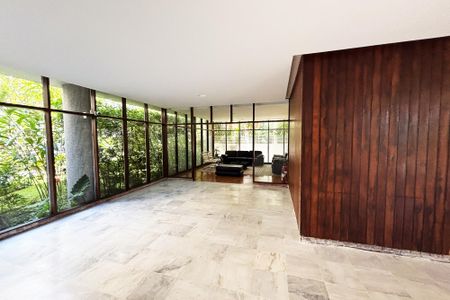 Apartamento para alugar com 160m², 3 quartos e 2 vagas Apartamento para alugar com 160m², 3 quartos e 2 vagasHall de entrada