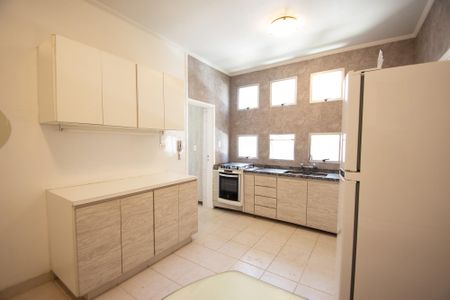 Apartamento para alugar com 160m², 3 quartos e 2 vagas Apartamento para alugar com 160m², 3 quartos e 2 vagascozinha