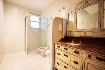 Apartamento para alugar com 160m², 3 quartos e 2 vagas Apartamento para alugar com 160m², 3 quartos e 2 vagasbanheiro 2