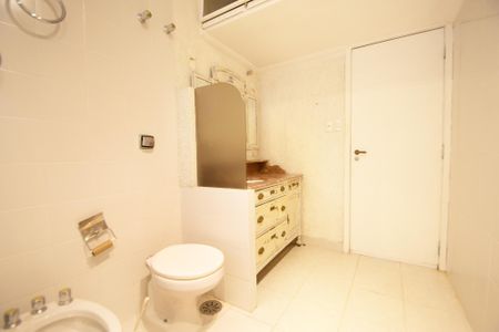 Apartamento para alugar com 160m², 3 quartos e 2 vagas Apartamento para alugar com 160m², 3 quartos e 2 vagasbanheiro 2