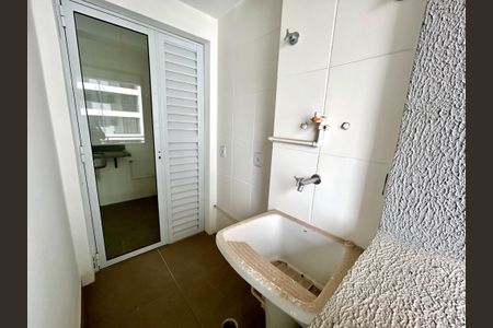 Apartamento para alugar com 56m², 2 quartos e 1 vagaÁrea de Serviço