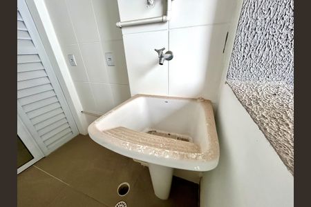 Apartamento para alugar com 56m², 2 quartos e 1 vagaÁrea de Serviço