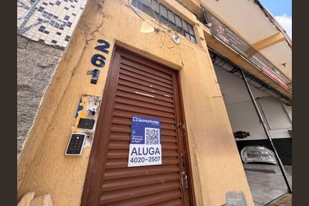 Studio para alugar com 20m², 1 quarto e sem vaga Studio para alugar com 20m², 1 quarto e sem vagaFachada + plaquinha