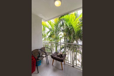 Varanda de apartamento para alugar com 3 quartos, 63m² em Jardim Prudência, São Paulo