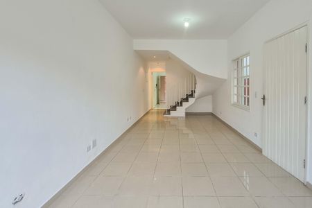 Sala de casa de condomínio à venda com 4 quartos, 173m² em Jardim Pinheiros, São Paulo