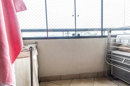 Apartamento para alugar com 212m², 4 quartos e 2 vagasVaranda