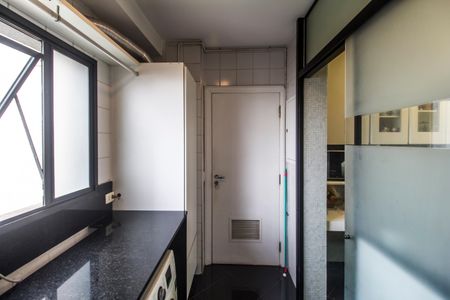 Apartamento para alugar com 212m², 4 quartos e 2 vagasÁrea de Serviço