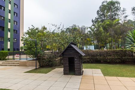 Apartamento para alugar com 212m², 4 quartos e 2 vagasÁrea comum - Playground