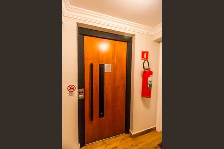 Apartamento para alugar com 212m², 4 quartos e 2 vagasEntrada