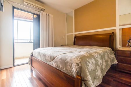 Apartamento para alugar com 212m², 4 quartos e 2 vagasSuíte