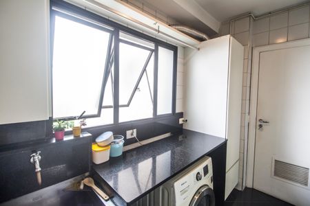 Apartamento para alugar com 212m², 4 quartos e 2 vagasÁrea de Serviço