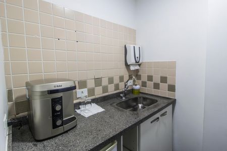 Apartamento para alugar com 212m², 4 quartos e 2 vagasCopa