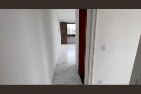 Corredor de apartamento para alugar com 1 quarto, 45m² em Centro, Betim