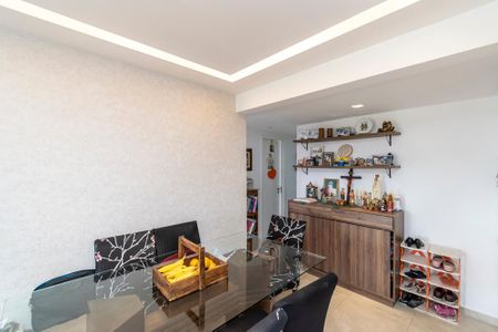 Sala de apartamento para alugar com 3 quartos, 82m² em Vicente de Carvalho, Rio de Janeiro