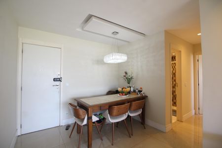 Sala de apartamento para alugar com 2 quartos, 70m² em Barra Olímpica, Rio de Janeiro