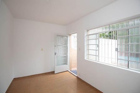 Sala de casa à venda com 2 quartos, 300m² em Parque Edu Chaves, São Paulo