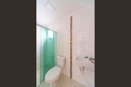Banheiro de apartamento para alugar com 2 quartos, 50m² em Vila Valparaíso, Santo André