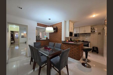 Casa à venda com 4 quartos, 160m² em Vila Salete, São Paulo